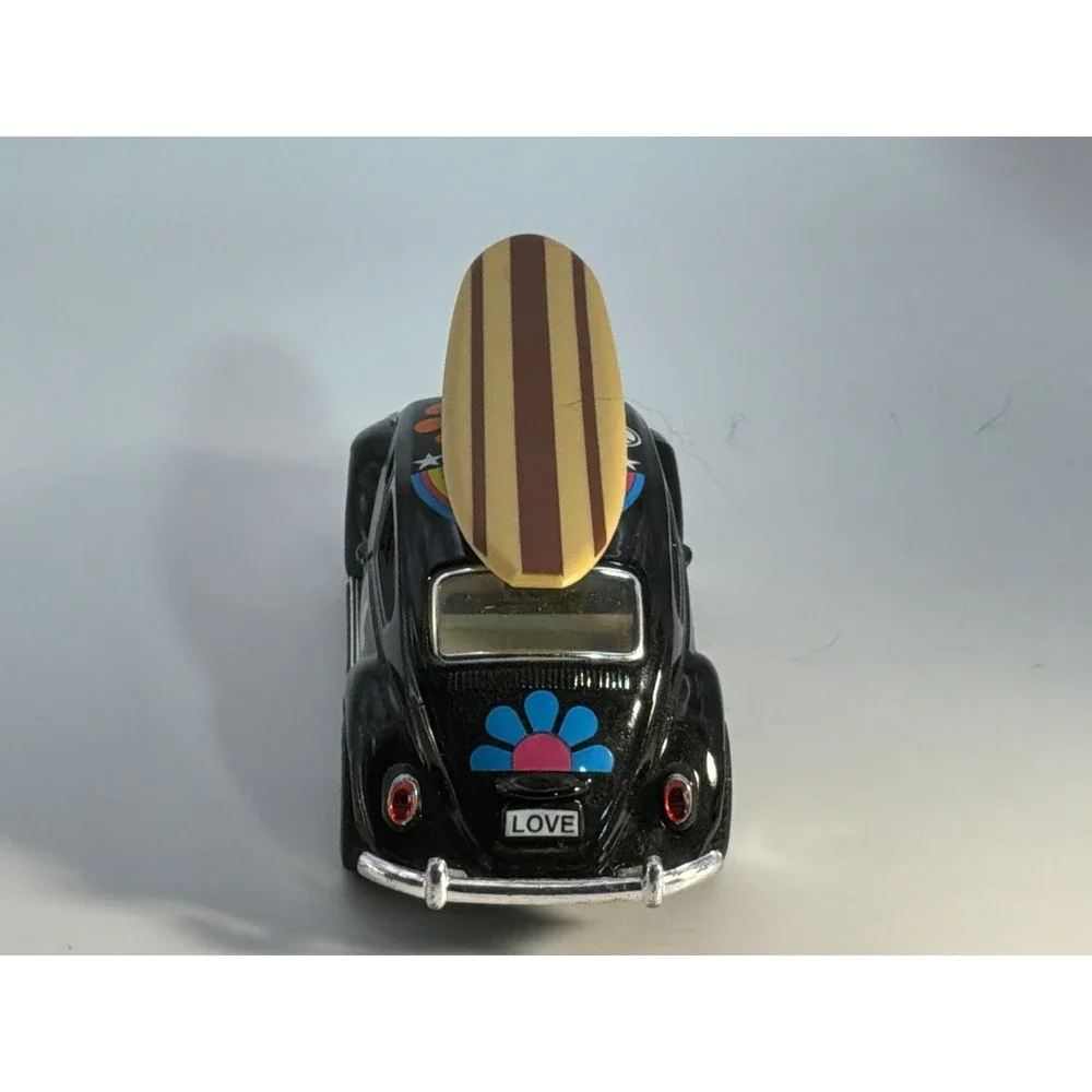 Kinsmart 1967 Volkswagen Classical Beetle w/Surfboard Die Cast Car 1/32 Decals